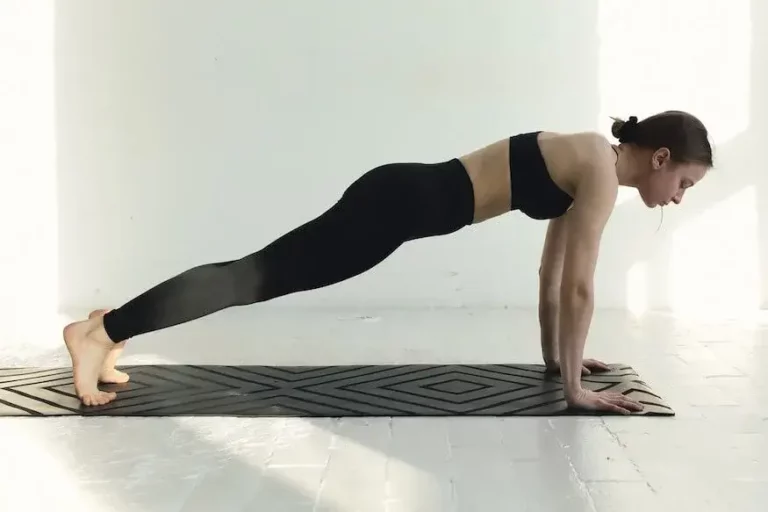 Plank Progression Mastery: 4 Killer Exercises For Shredded Core