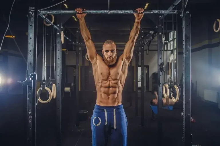 Transform Your Body In 30 Days With This Calisthenics Pull Workout!