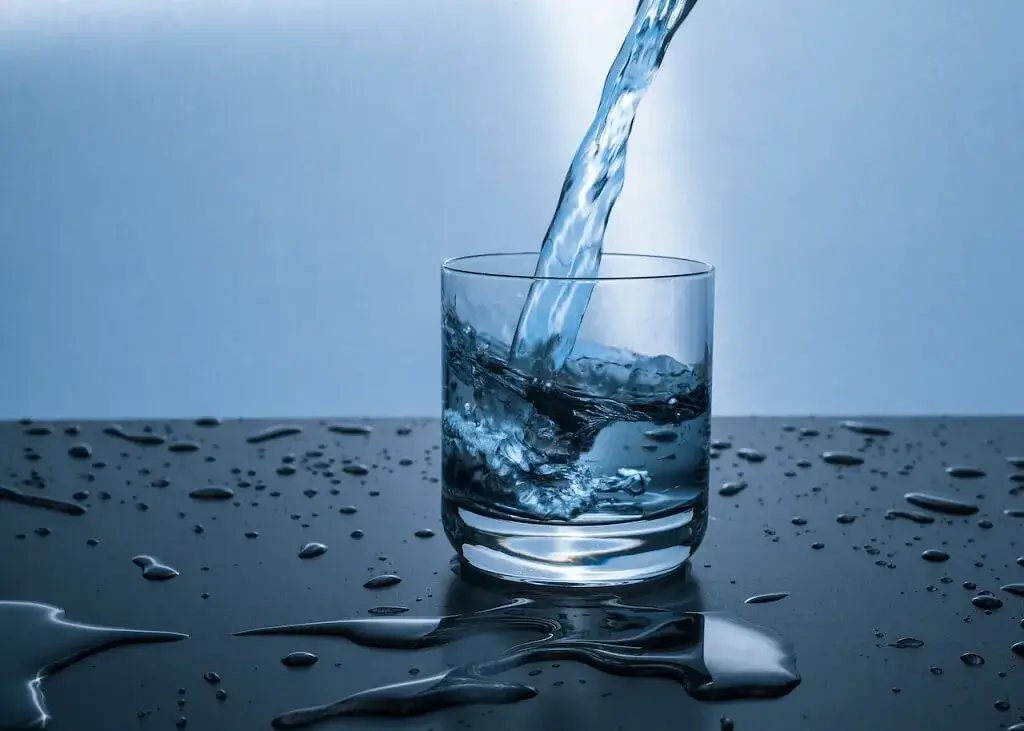 Can You Build Muscle In A Calorie Deficit: Water